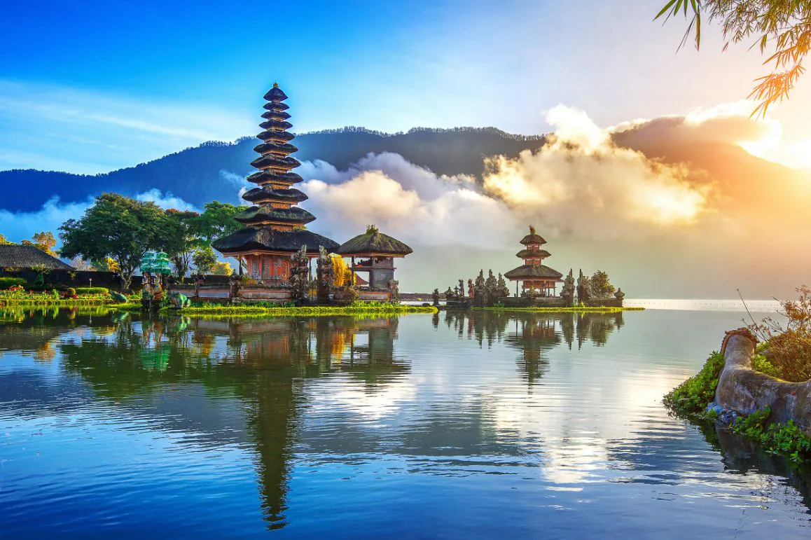 m bali tv destination img 1 l 771 1158